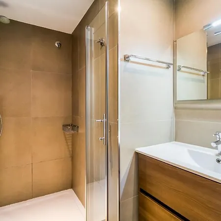 Hauzify I Edelweiss Apartment *